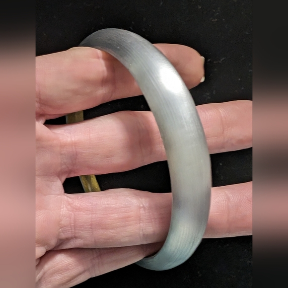 Alexis Bittar Hand Crafted Silvery Lucite Bangle Bracelet - Picture 3 of 7